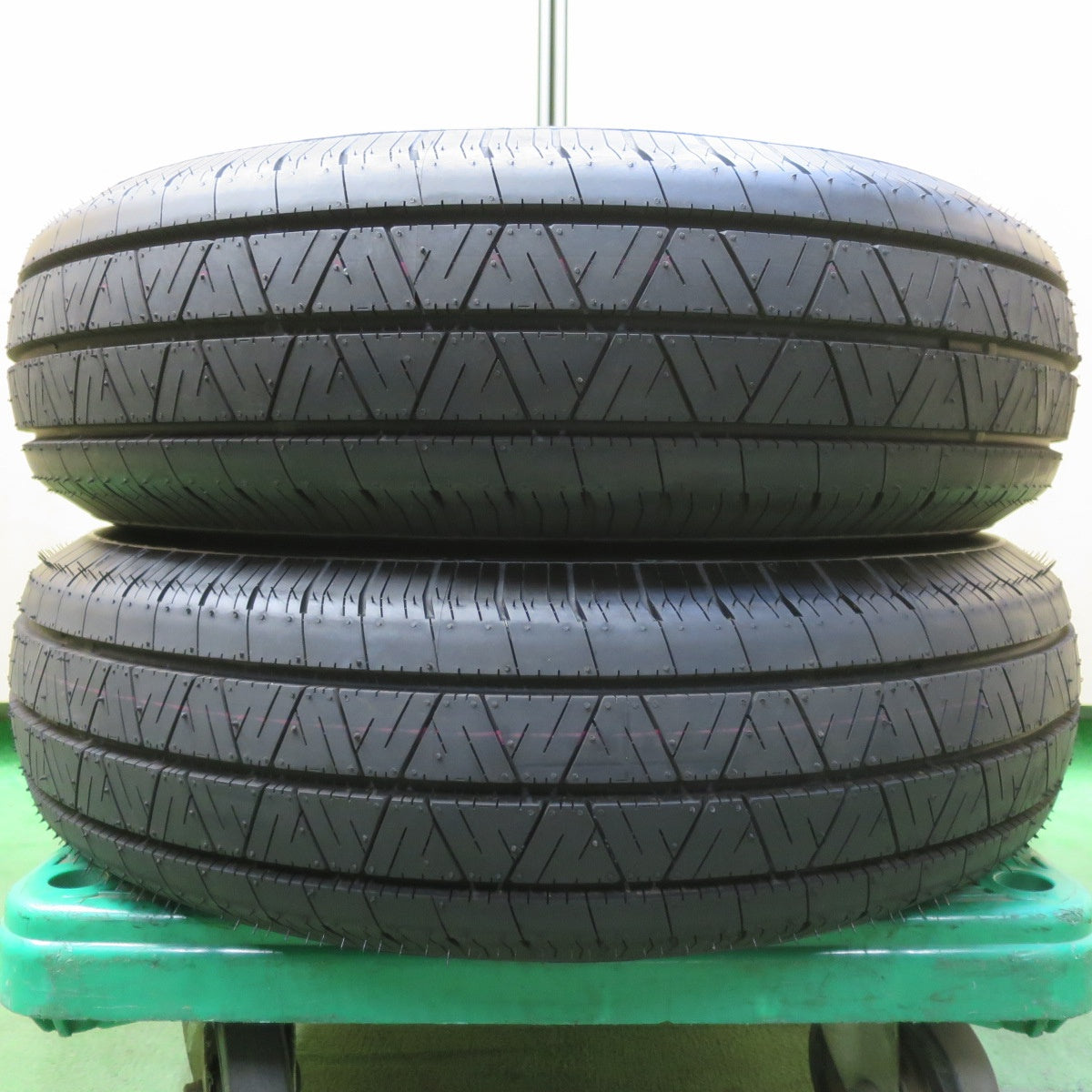新車外し!25年!2本★トラック タイヤ 205/80R15 109/107N ヨコハマ RY118 15インチ★5090607イノタ