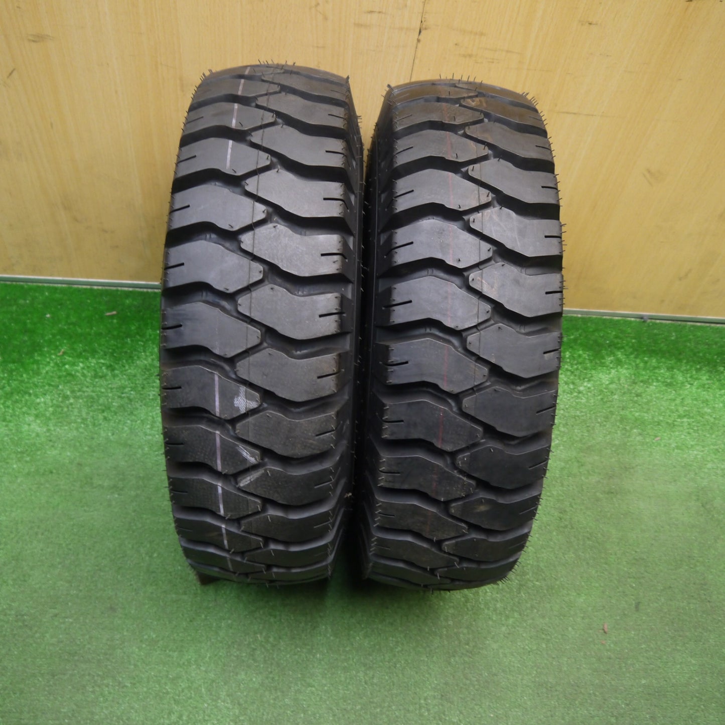 未使用!23年!2本★フォークリフト 6.00-9 10PR ダンロップ POWER LIFTER スチール ホイール PCD180/6H★6011409Hノ