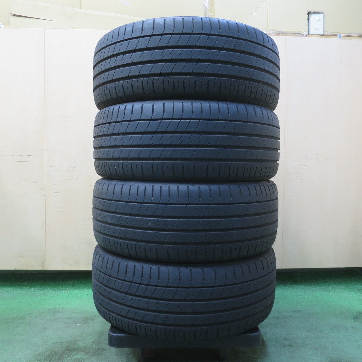 バリ溝!24年!8.5分★スバル インプレッサ スポーツ 純正 225/40R18 ダンロップ LE MANS V+ ルマン5+ 18インチ PCD100/5H★6041306イノ