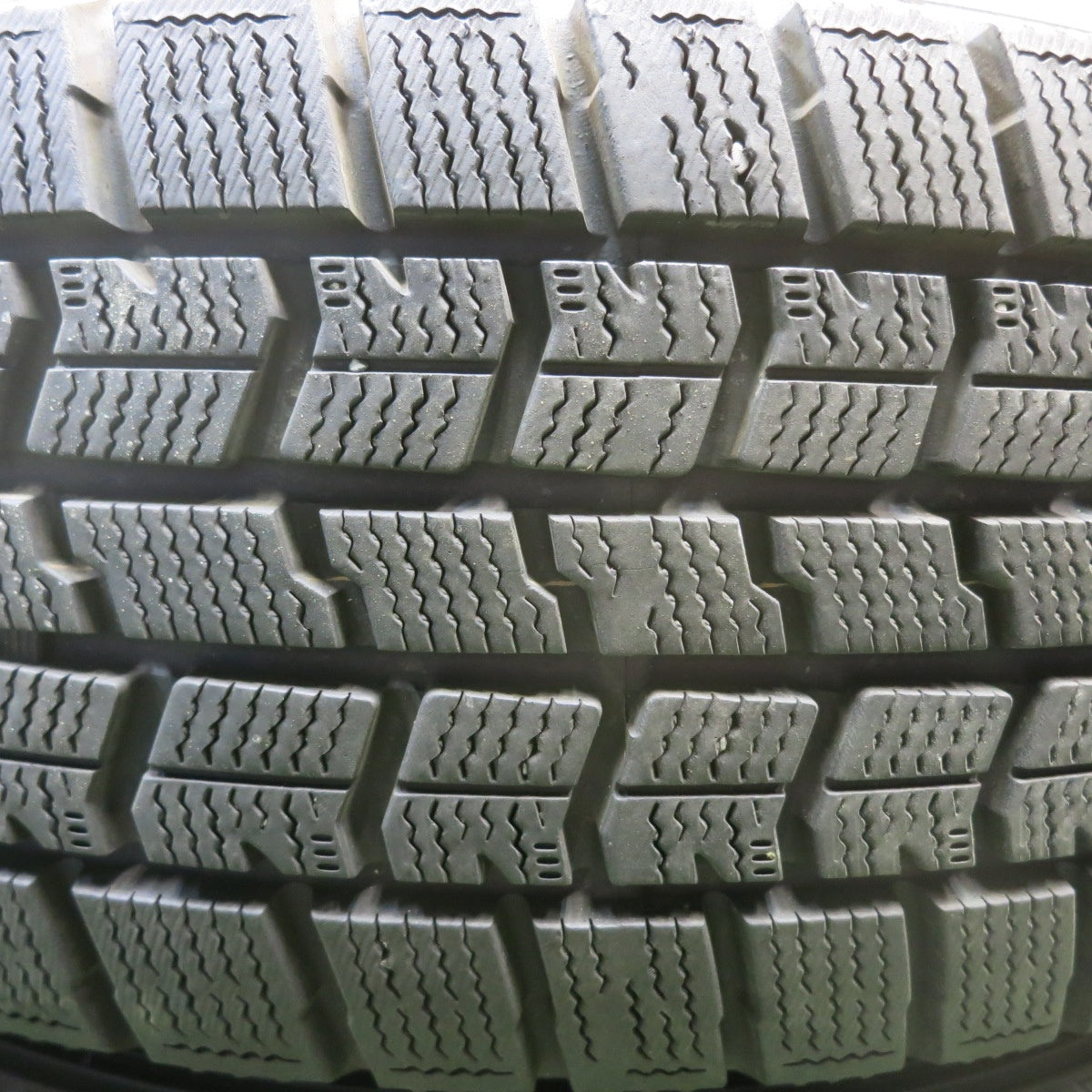 バリ溝!22年!キレイ!9.5分★プリウス 等 195/65R15 スタッドレス グッドイヤー アイスナビ7 ECO FORME エコフォルム 15インチ PCD100/5H★5091103HAス
