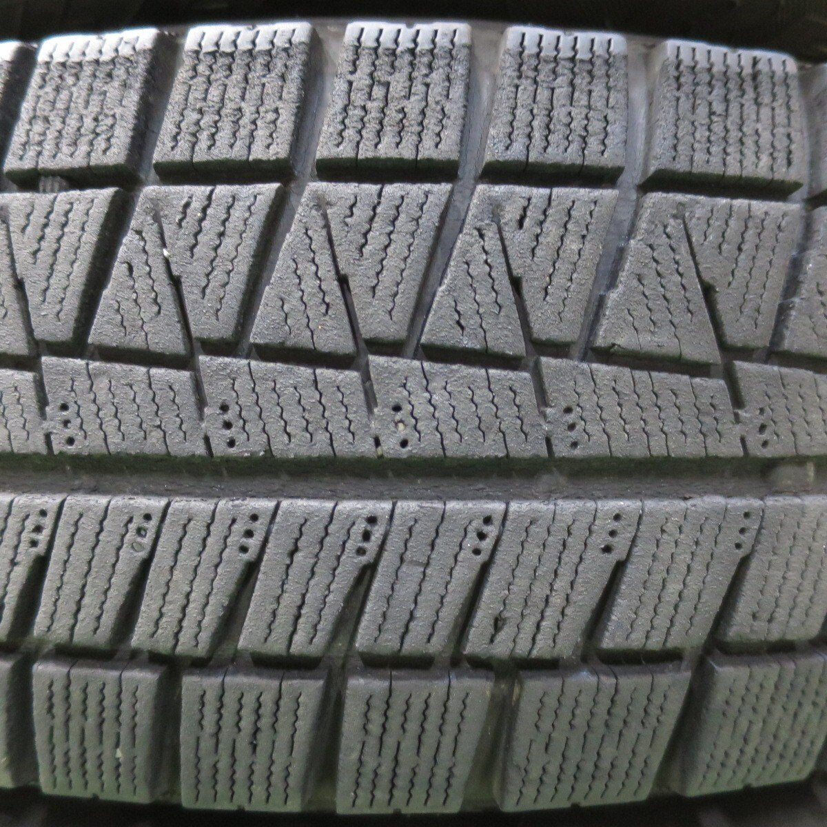 バリ溝!9分★スタッドレス 185/70R14 トーヨー ガリット G5 ブリヂストン ブリザック REVO GZ giro ギロ 14インチ PCD100 114.3/4H マルチ★5032203イス