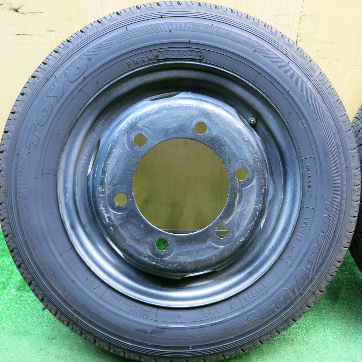 4本価格!23年★トラック タイヤ 145R13 8PR トーヨー V-02e スチール ホイール 13インチ PCD170/6H★5082407HAノ