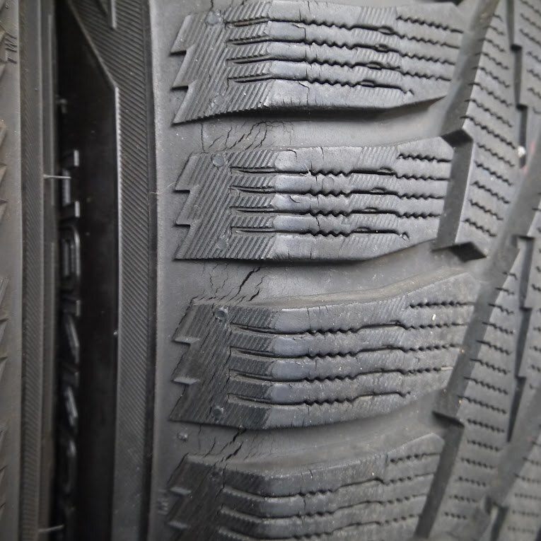 キレイ★ベンツ W463 Gクラス G55 純正 AMG スタッドレス 275/55R19 ノキアン ハッカペリッタ R2 SUV PCD130/5H★3121809Hス