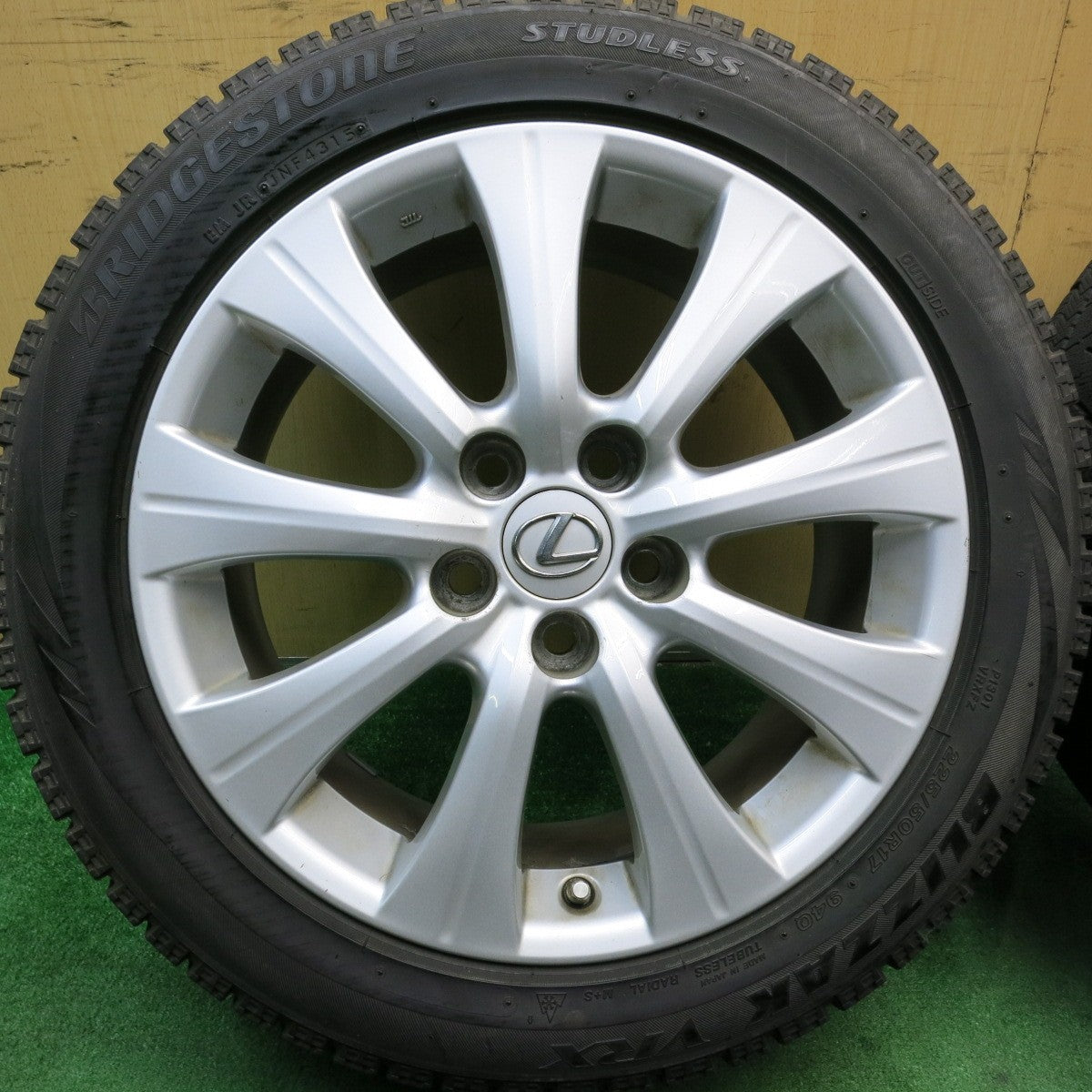 センサー付!バリ溝!9.5分★レクサス GS 純正 225/50R17 スタッドレス ブリヂストン ブリザック VRX 17インチ PCD114.3/5H★5060607AKス