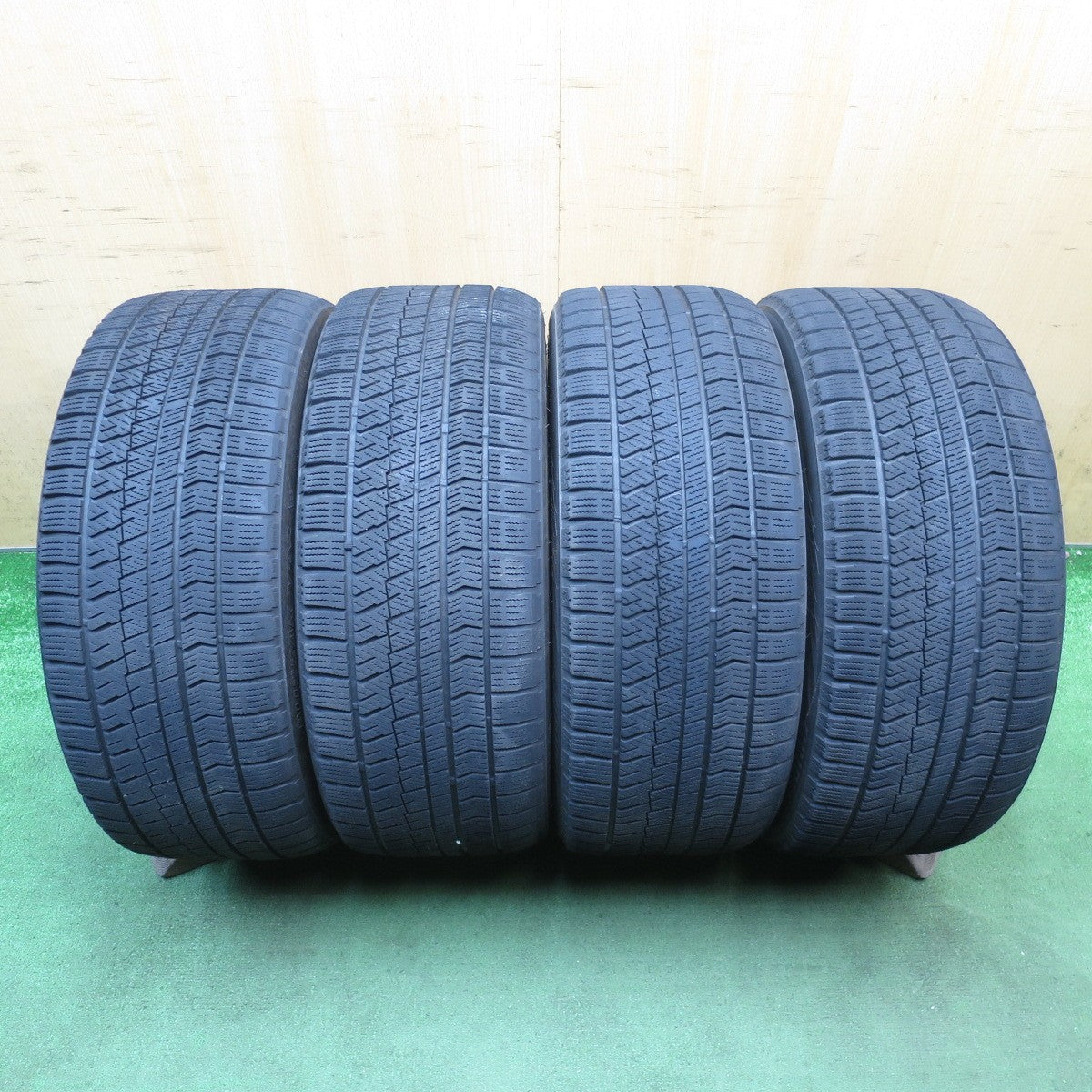 4本価格◎トヨタ 40系 ソアラ レクサス SC 純正 245/40R18 スタッドレス ブリヂストン ブリザック VRX2 18インチ PCD114.3/5H◎6100403NJス