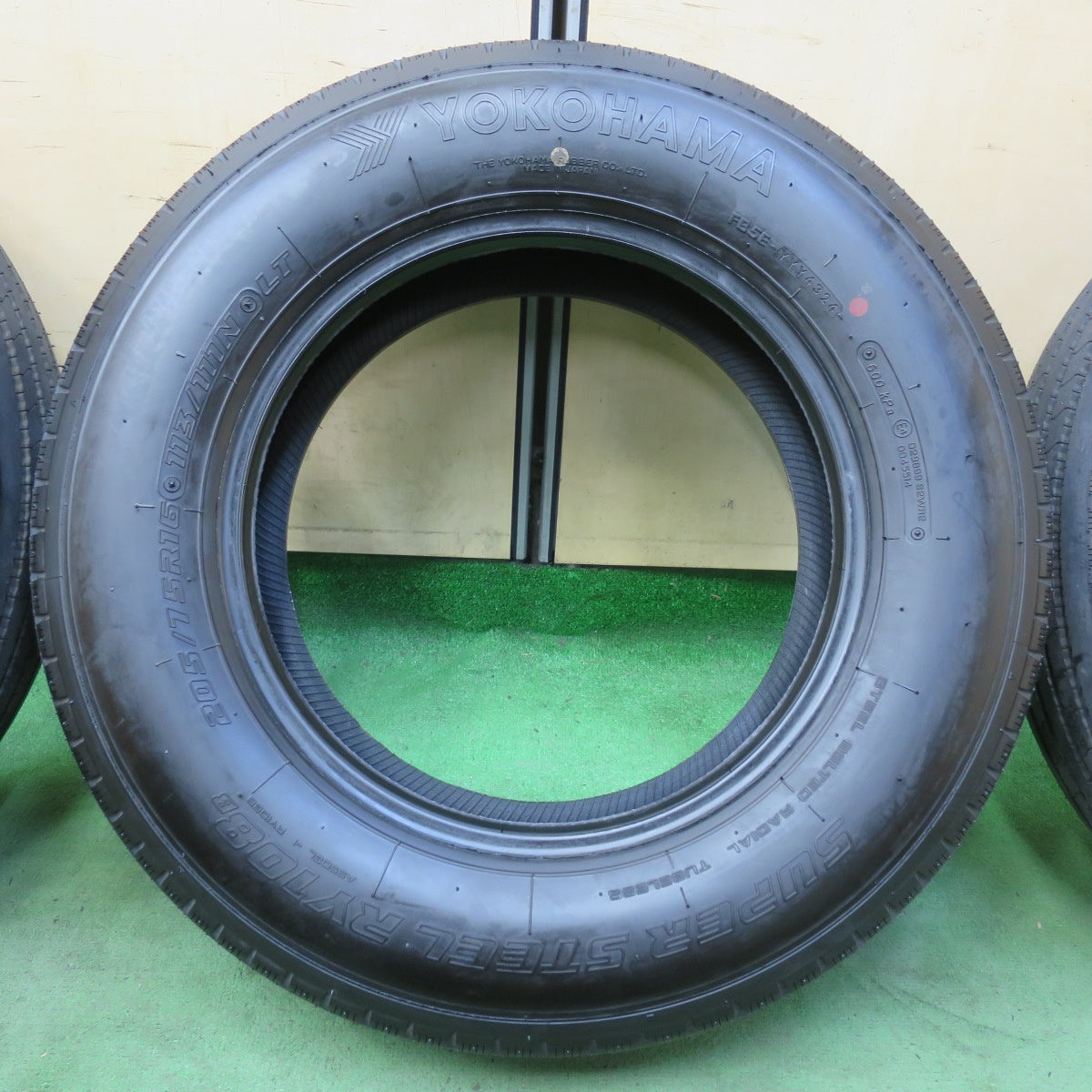 新車外し!24年!6本★トラック タイヤ 205/75R16 113/111N ヨコハマ SUPER STEEL RY108B 16インチ★5090602イノタ