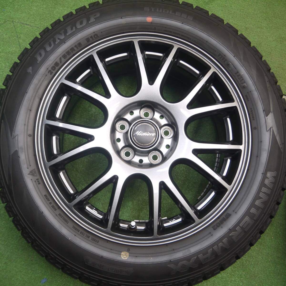 バリ溝!キレイ!9.5分以上★86 BRZ 等 205/55R16 スタッドレス ダンロップ ウインターマックス WM02 Mistiere ミスティーレ 16インチ PCD100/5H★5021712Hス