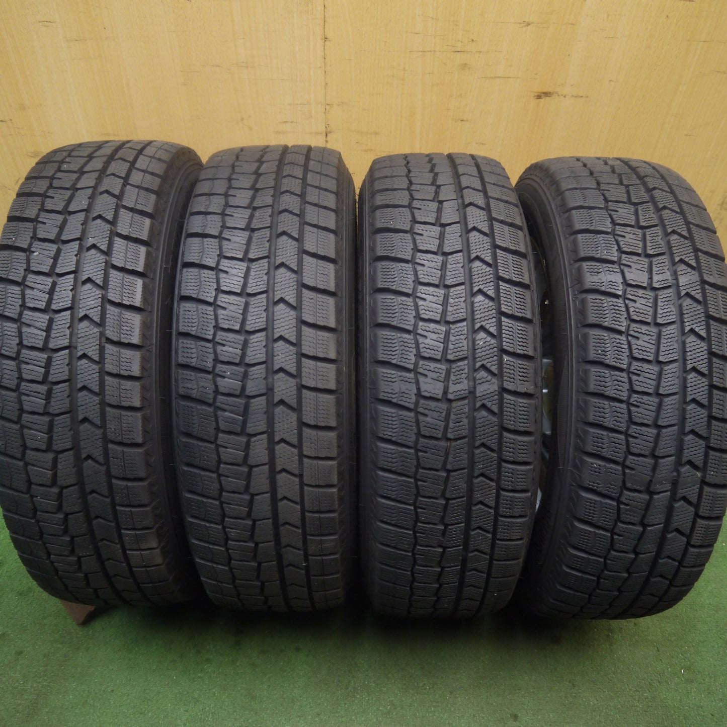 バリ溝!23年!キレイ!9.5分★スタッドレス 175/65R14 ダンロップ ウインターマックス WM02 AXEL Three アクセル 14インチ PCD100/4H★5082606Hス