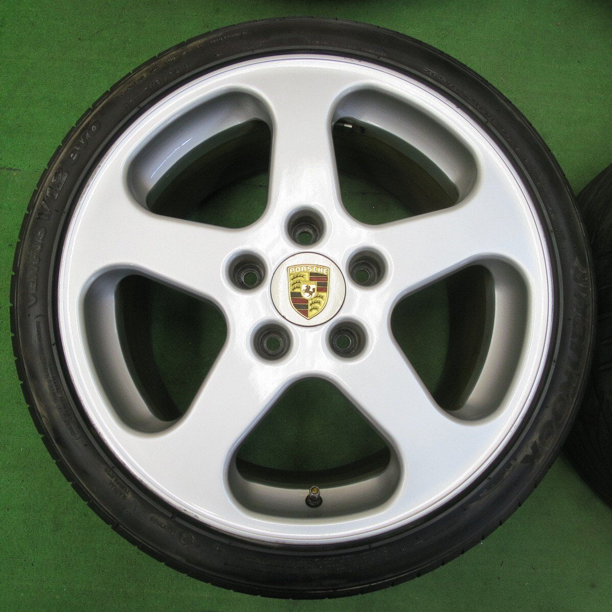 4本価格★ポルシェ等 O・Z RUF 235/40R18 265/35R18 ATR SPORT アキレス ハンコック ベンタス V12 evo PCD130/5H★4112701イノ