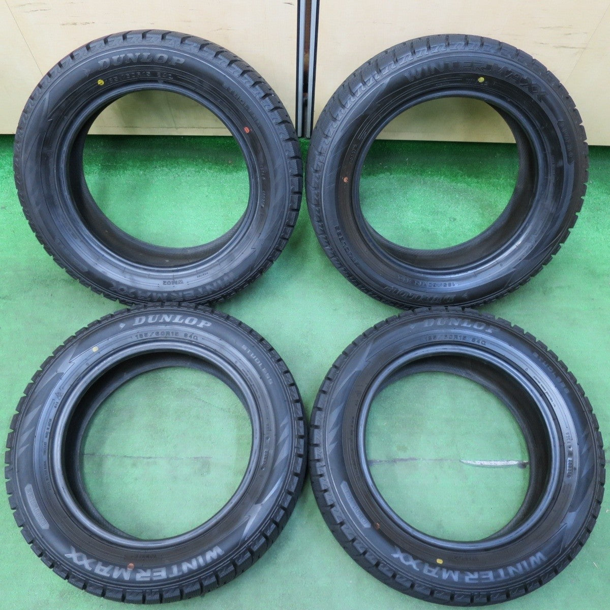 バリ溝!20年!ほぼ10分★スタッドレス 185/60R15 ダンロップ ウインターマックス WM02 タイヤ 15インチ アクア フィット 等★4112506イスタ