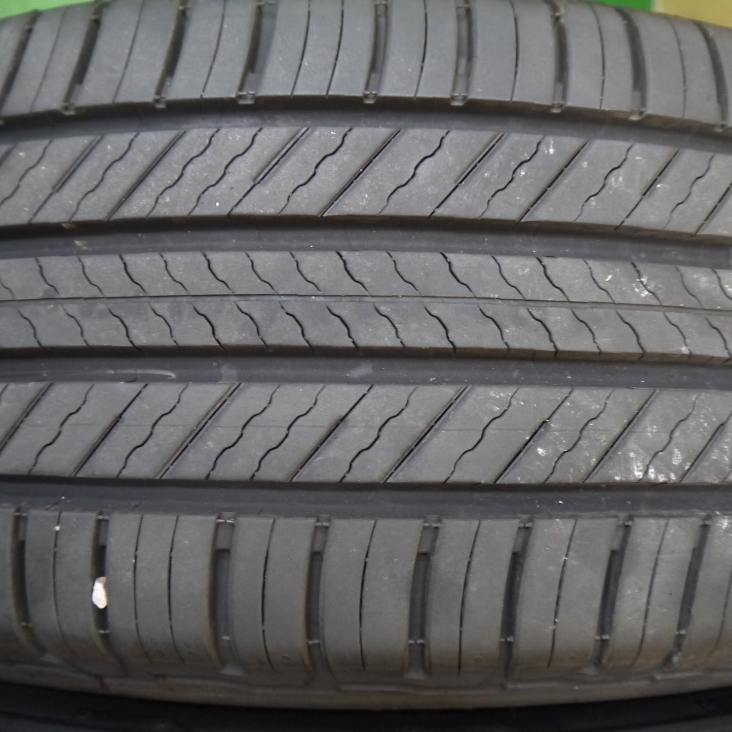 バリ溝!24年!9.5分★225/60R18 ミシュラン プライマシー SUV+ タイヤ 18インチ ハリアー RAV4 等★5120206Hノタ