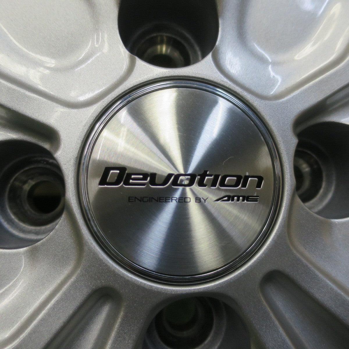 超バリ溝!24年!キレイ!ほぼ10分★スタッドレス 185/65R15 ダンロップ ウインターマックス WM02 Devotion AME ディヴォーション 15インチ PCD100/4H★5080404イス