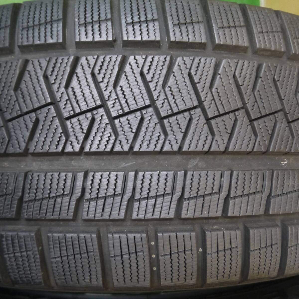 超バリ溝!21年!キレイ!9.5分以上★ベンツ 等 MAK MFF アルジェントFF 245/45R18 スタッドレス ピレリ アイスアシンメトリコ 18インチ PCD112/5H★5022803Hス