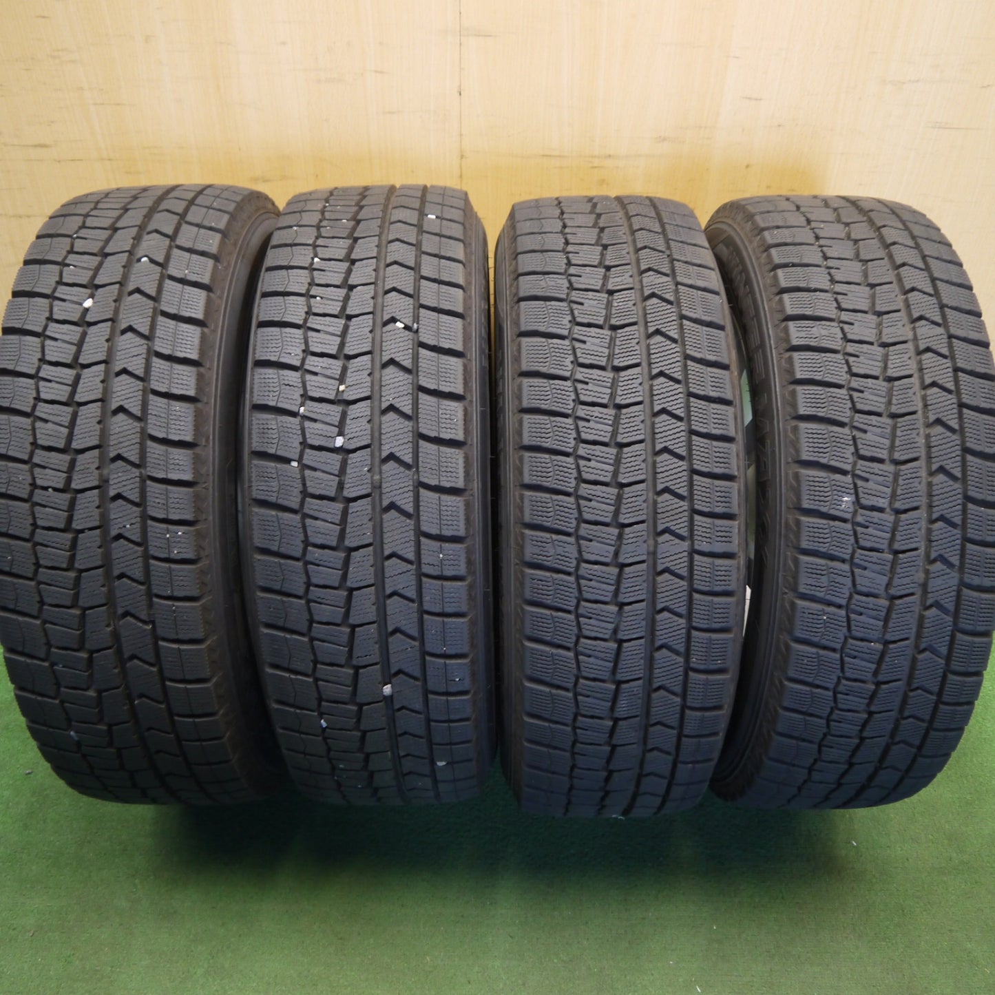 バリ溝!25年!キレイ!ほぼ10分★スタッドレス 215/60R17 ダンロップ ウインターマックス WM02 ravrion RS01 ラブリオン 17インチ PCD114.3/5H★6052501Hス