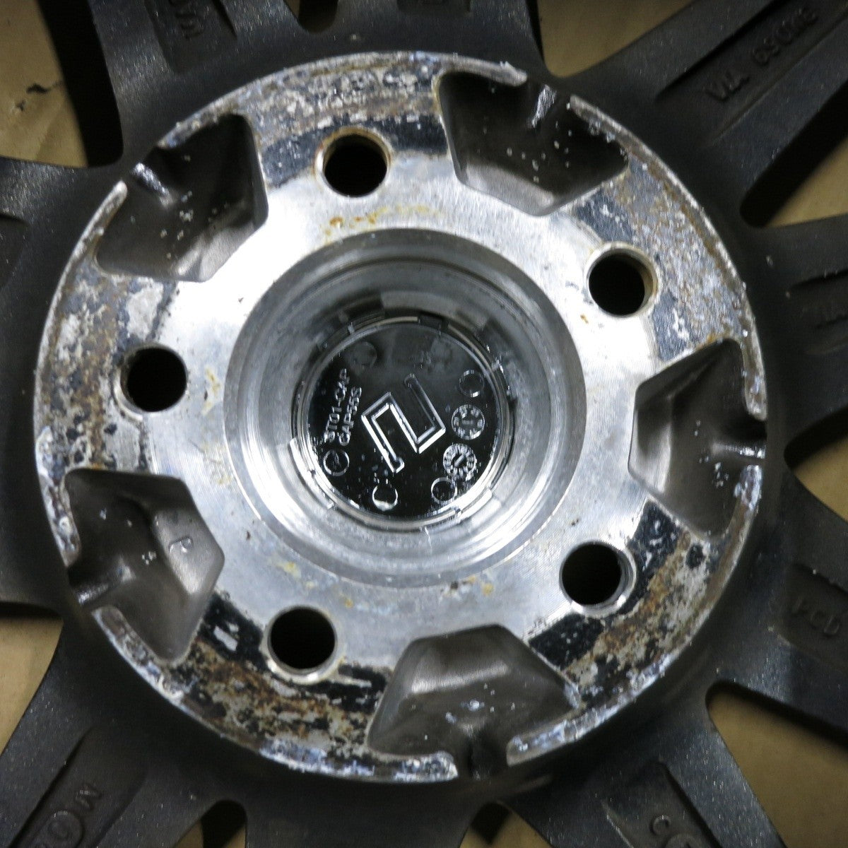 4本価格★プリウス 等 SEIN ザイン 15インチ ホイール 15×6J PCD100/5H★5032109SYホ