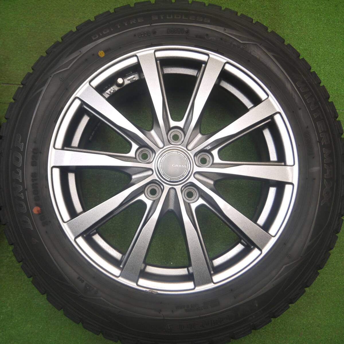 キレイ★スタッドレス 205/60R16 ダンロップ ウインターマックス WM01 GRASS グラス 16インチ PCD114.3/5H★5012110Hス