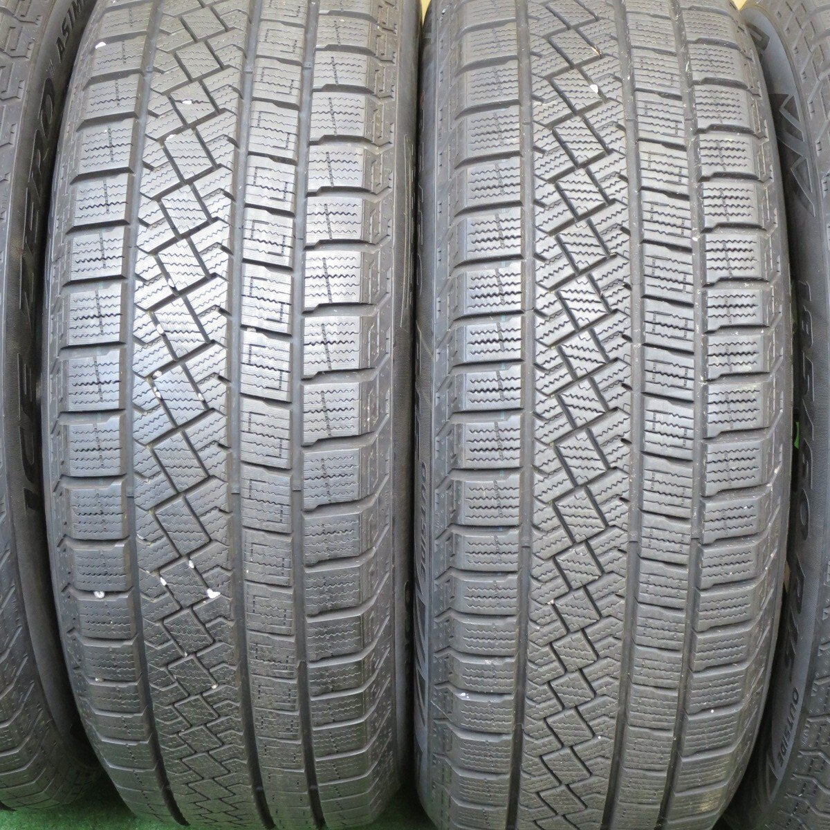 22年!★ホンダ GP7 フィット シャトル 純正 185/60R15 スタッドレス ピレリ アシンメトリコ PCD100/4H★4113003NJス