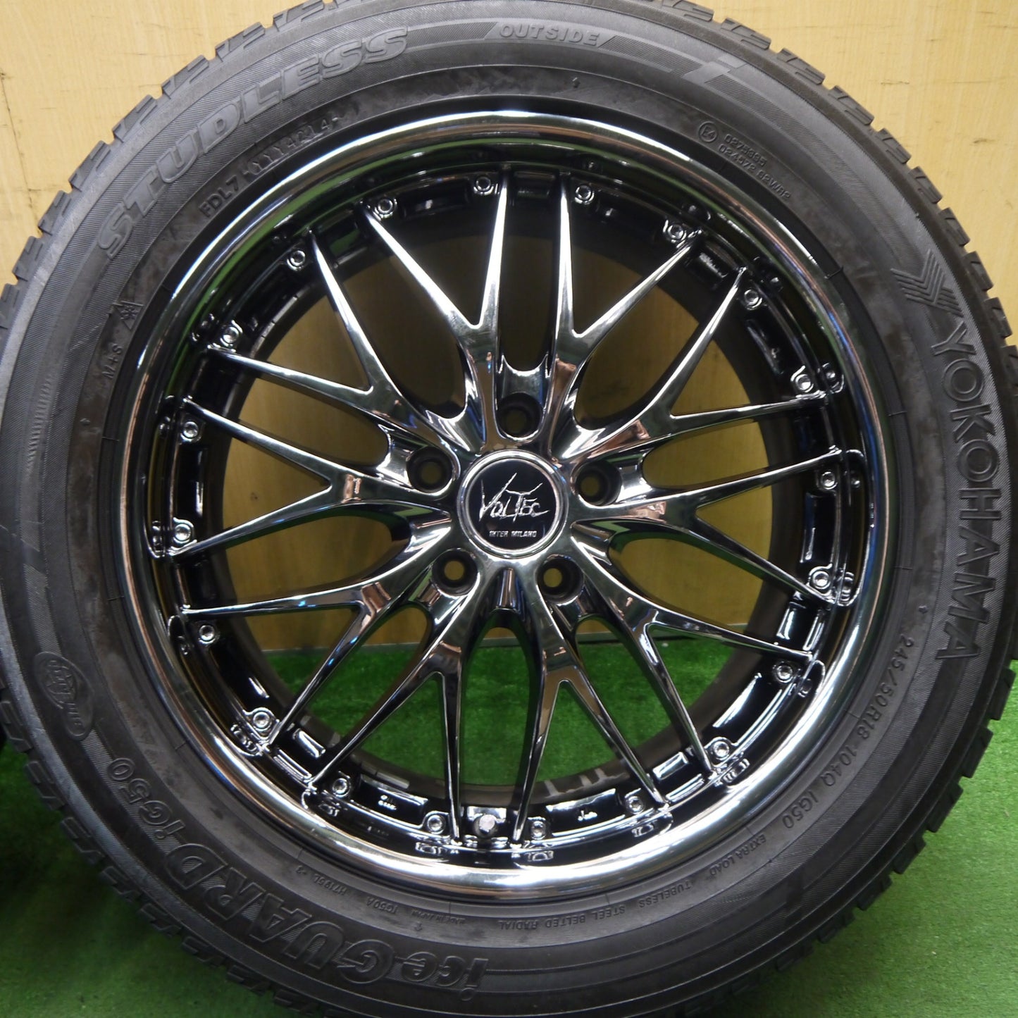 バリ溝!キレイ!9分★スタッドレス 245/50R18 ヨコハマ アイスガード iG50 VOLTEC インターミラノ ボルテック 18インチ PCD114.3/5H★5071505Hス