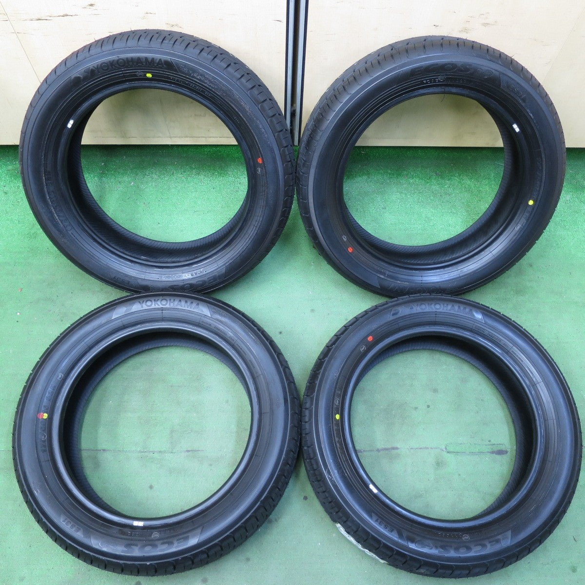 未使用!21年★175/60R16 ヨコハマ エコス ES31 タイヤ 16インチ ラクティス イグニス クロスビー アクア 等★5070301イノタ