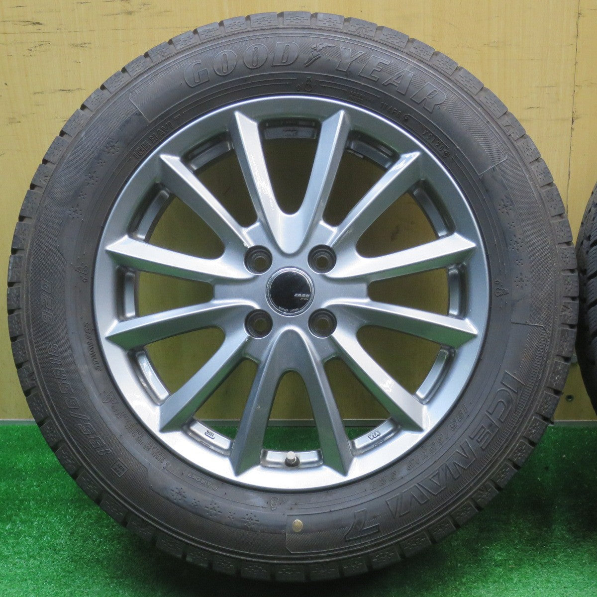 バリ溝!キレイ!8.5分★スタッドレス 195/65R16 グッドイヤー アイスナビ7 ZACK JP-016 MONZA ザック モンツァ 16インチ PCD100/4H★5110507NJス