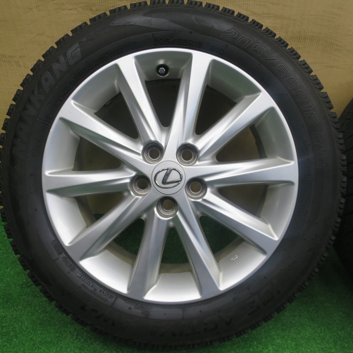 バリ溝!21年!キレイ!9分★レクサス CT 純正 205/55R16 スタッドレス ナンカン アイスアクティバ AW-1 16インチ PCD100/5H★5121407NKス