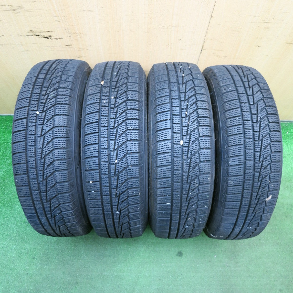 バリ溝!9.5分★スタッドレス 165/70R14 ハンコック ウインター アイセプト IZ 2A Exceeder エクシーダー 14インチ PCD100/4H★5051207NJス