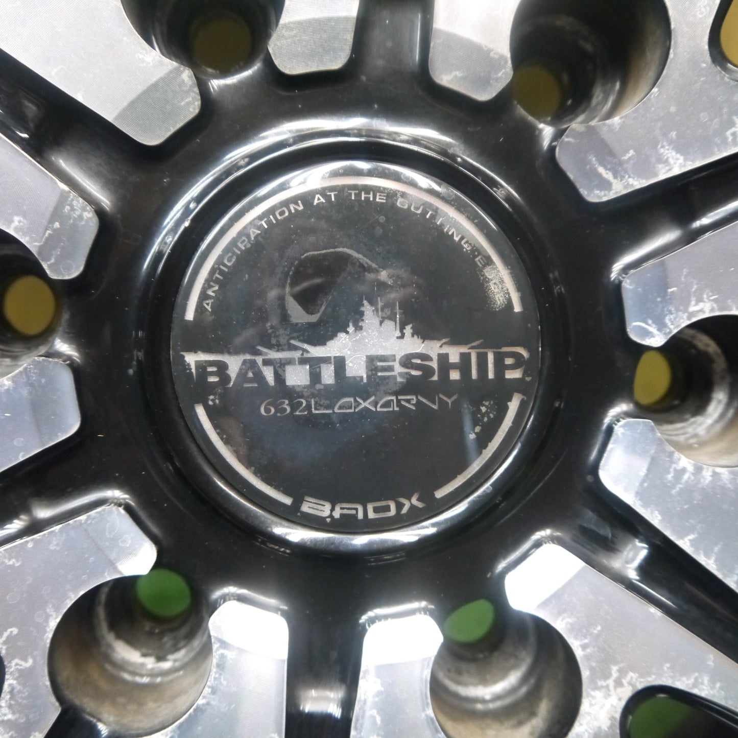 バリ溝!9分★BATTLESHIP 632 LOXARNY 215/60R17 109/107R グッドイヤー EAGLE #1 ホワイトレター ロクサーニ バトルシップ PCD139.7/6H★5092406Hノ