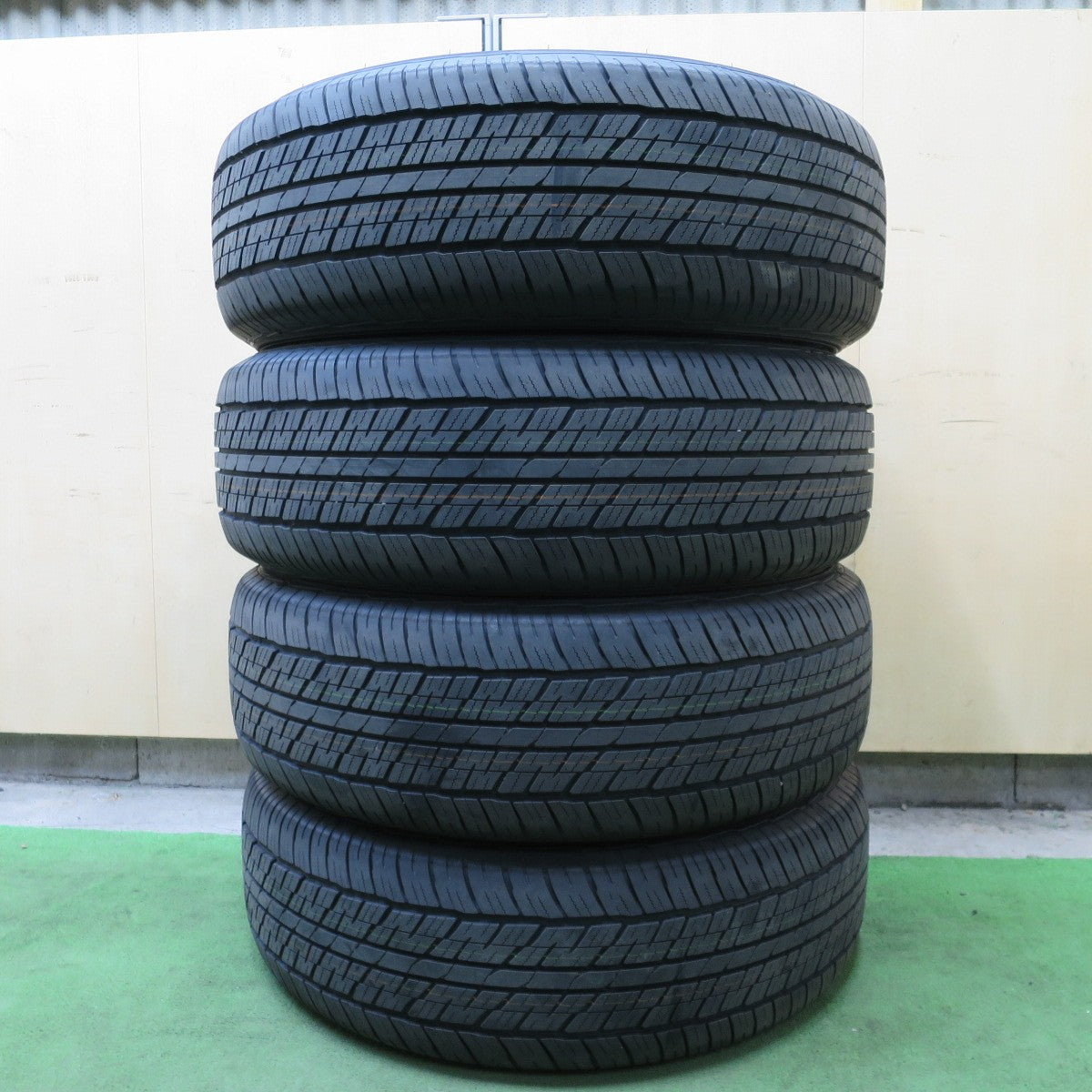 新車外し!25年★265/65R18 ダンロップ AT23 グラントレック タイヤ 18インチ ランクル 250 プラド 等★6020901NGノタ