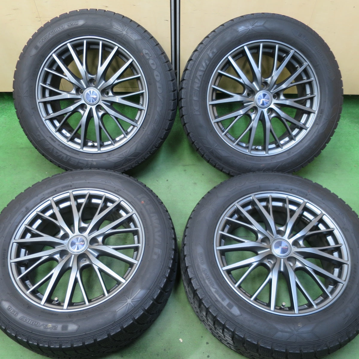 キレイ★スタッドレス 225/60R17 グッドイヤー アイスナビ6 ravrion RM01 ラブリオン 17インチ PCD114.3/5H★5061904TTス
