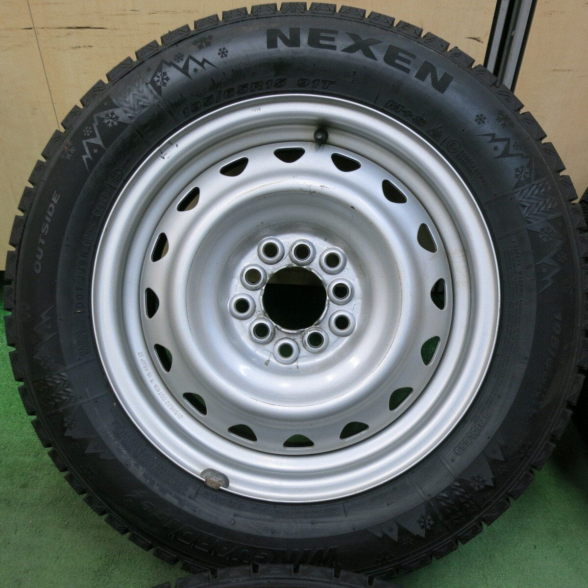 超バリ溝!ほぼ10分★スタッドレス 195/65R15 ネクセン ウィンガード アイス2 スチール ホイール 15インチ PCD100 114.3/5H マルチ★5022609SYス