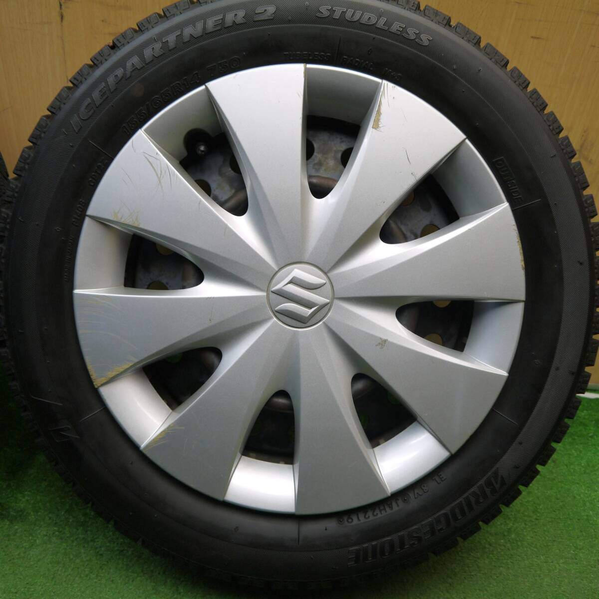 バリ溝!8.5分★スズキ スペーシア 純正 スチール 155/65R14 スタッドレス ブリヂストン アイスパートナー2 14インチ PCD100/4H★5031201Hス