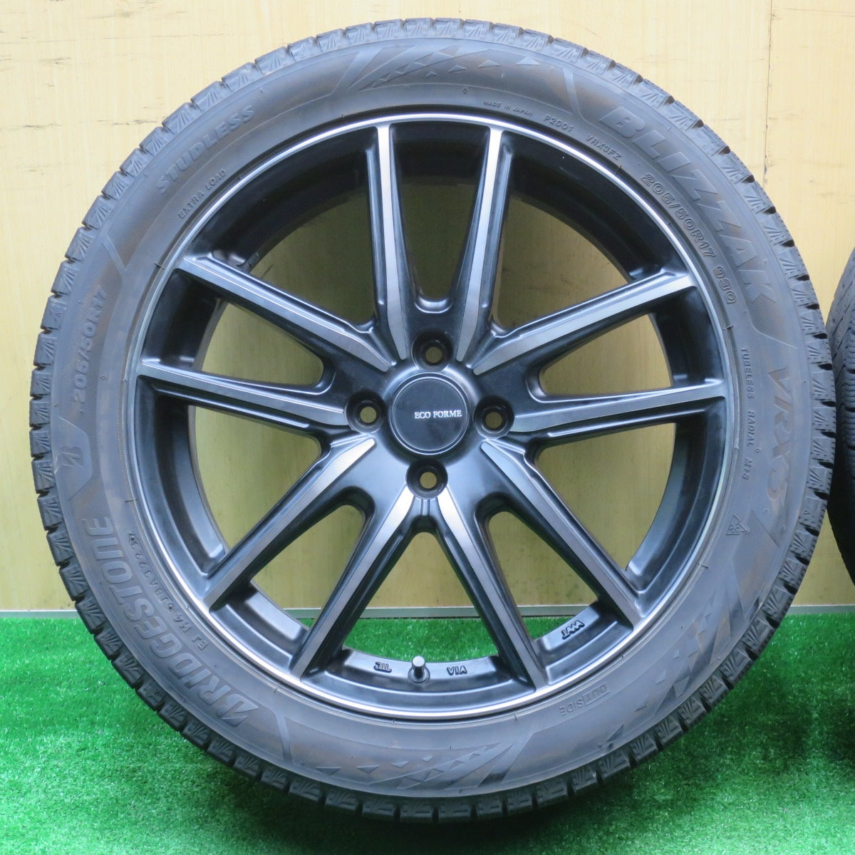 バリ溝!23年!キレイ!9.5分★スタッドレス 205/50R17 ブリヂストン ブリザック VRX3 ECO FORME エコフォルム 17インチ PCD100/4H★5102805NJス
