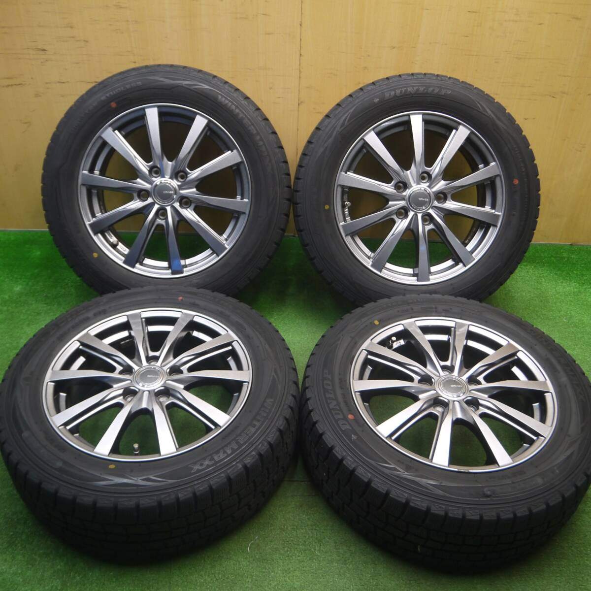 キレイ★スタッドレス 205/60R16 ダンロップ ウインターマックス WM01 GRASS グラス 16インチ PCD114.3/5H★5012110Hス