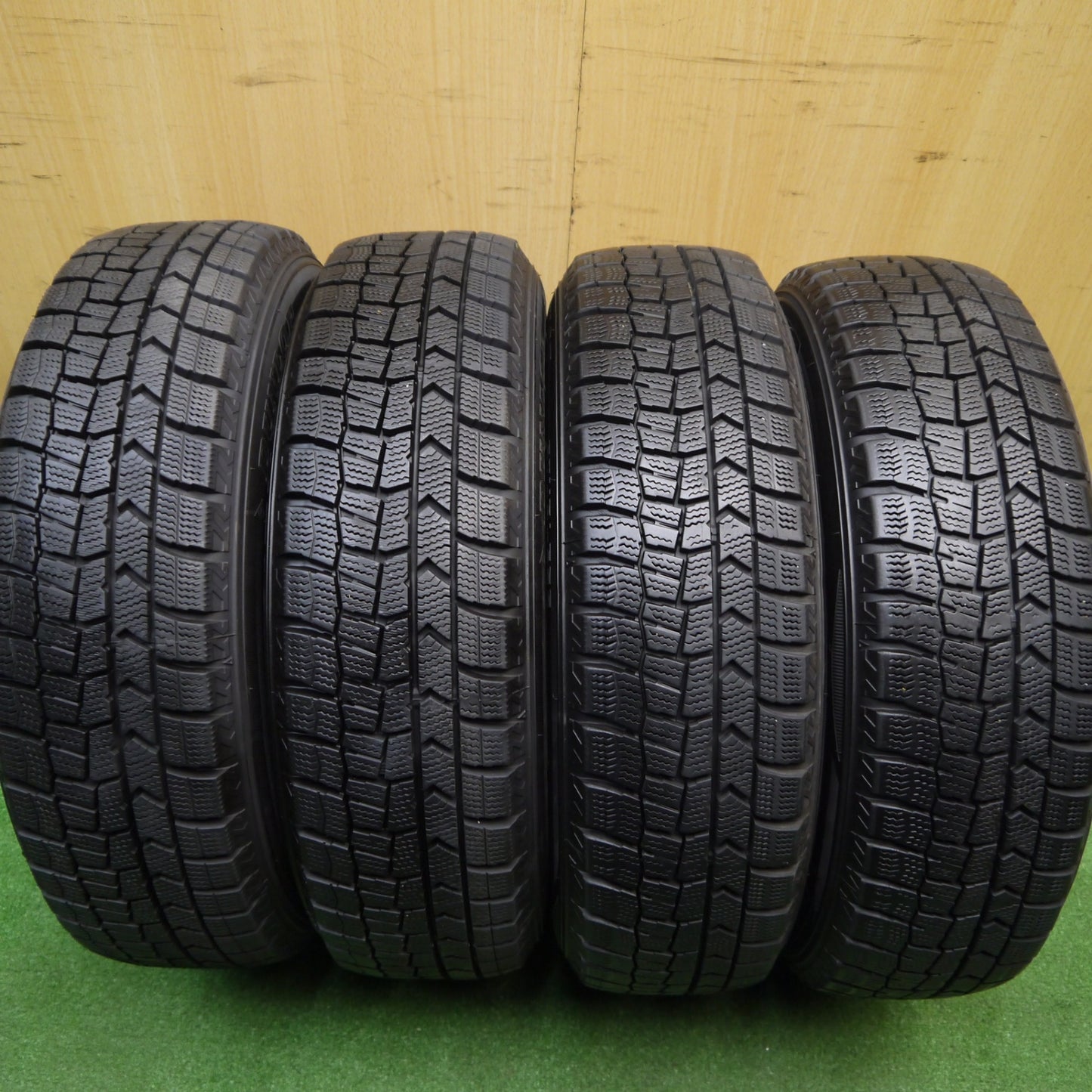 バリ溝!24年!9.5分以上★スタッドレス 165/65R14 ダンロップ ウインターマックス WM02 B-win 社外 アルミ 14インチ PCD100/4H★5112804Hス