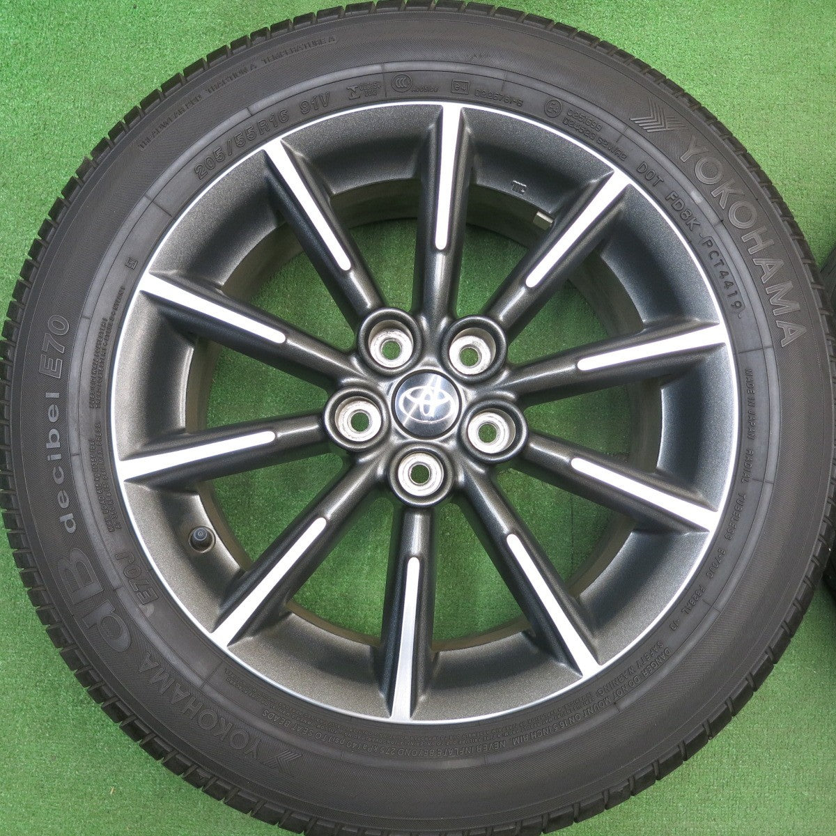 キレイ★トヨタ ZN6 86 スバル BRZ 純正 205/55R16 ヨコハマ dB デシベル E70 E70J 16インチ PCD100/5H★5042716HAノ