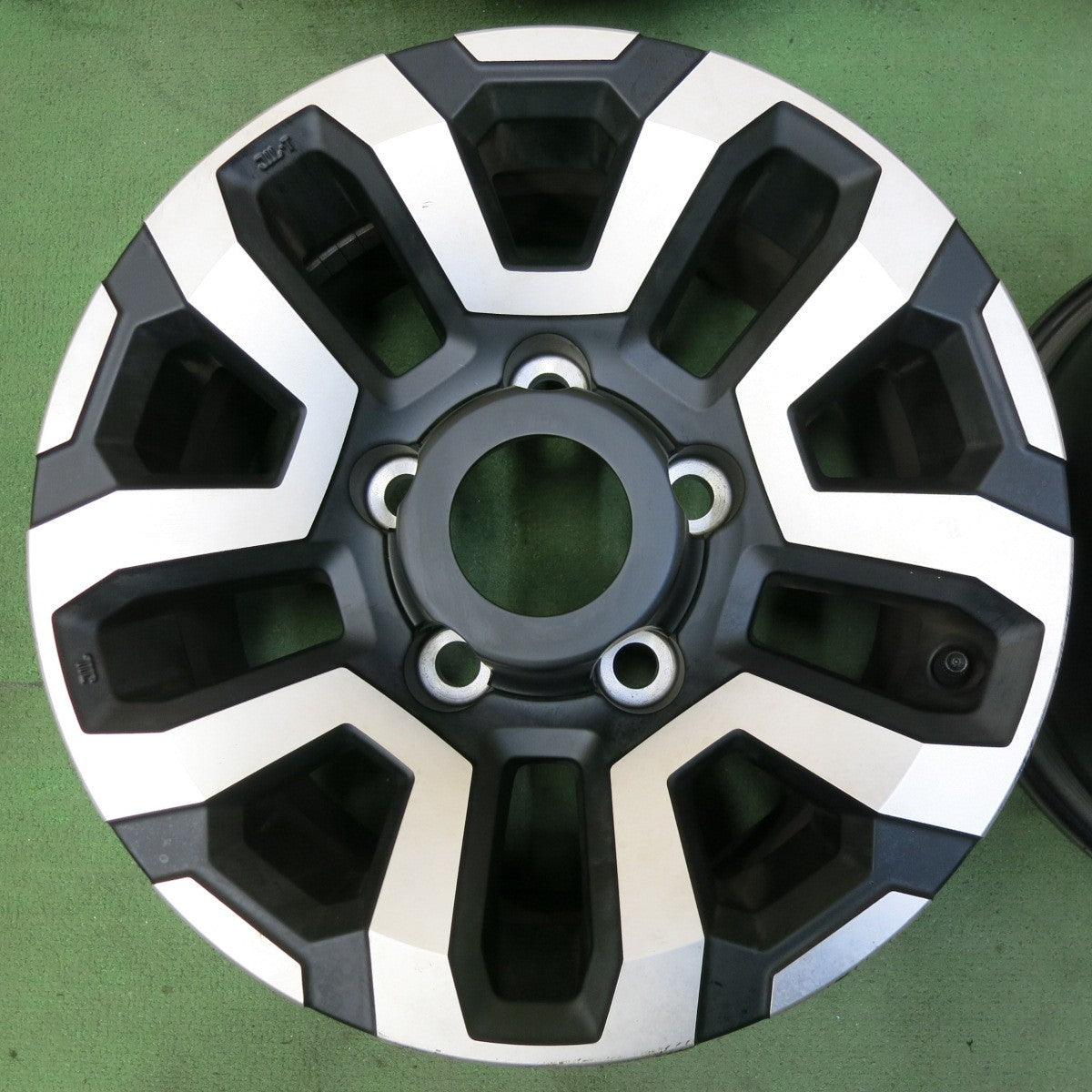 新車外し★トヨタ ランクル 70 純正 ホイール 16インチ 16×7J PCD150/5H★5082002SKホ