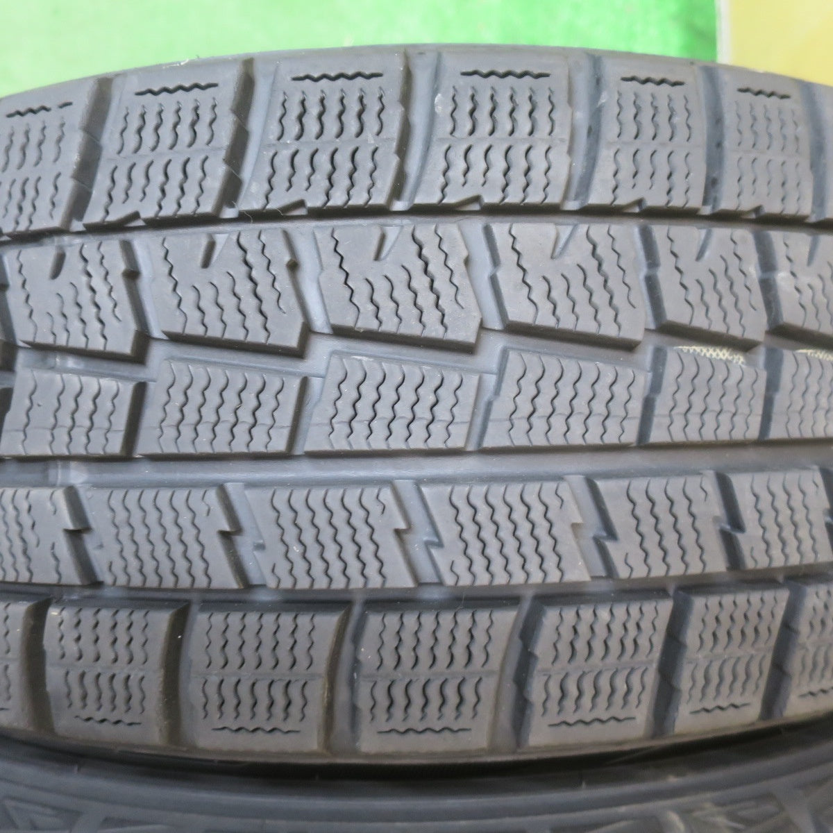 バリ溝!9.5分★シエンタ 等 185/60R15 スタッドレス ダンロップ ウインターマックス WM01 Euro-S Stream MiD 15インチ PCD100/5H★5093005NJス
