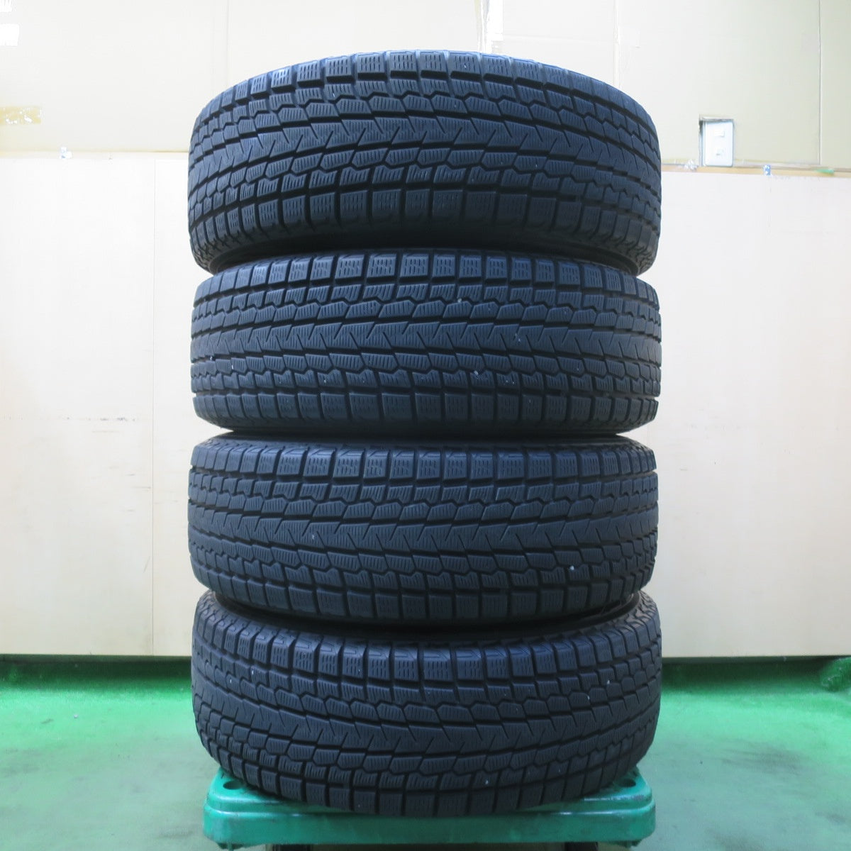 バリ溝!9.5分★スタッドレス 225/65R17 ヨコハマ アイスガード G075 DUFACT デュファクト 17インチ PCD114.3/5H★5102407イス