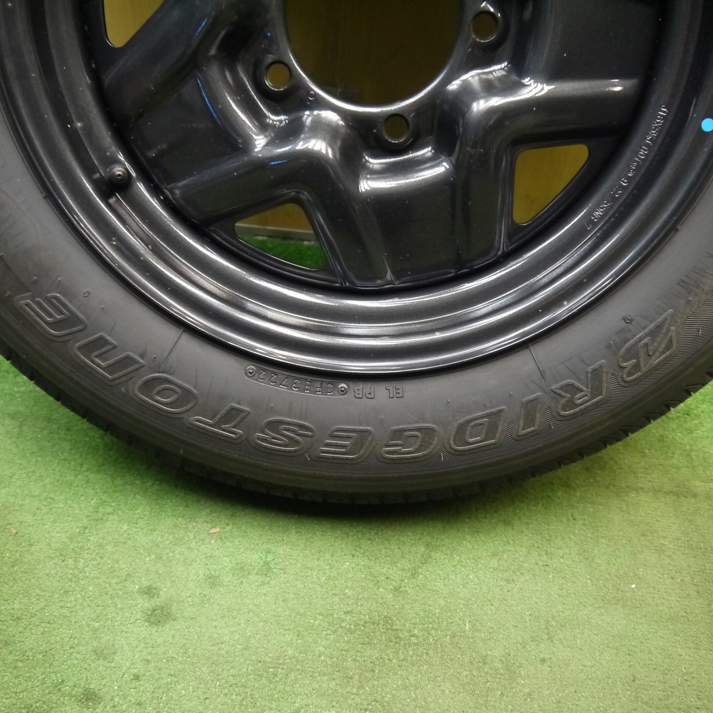 新車外し!22年!1本★スズキ JB64 W ジムニー 純正 スチール 175/80R16 ブリヂストン デューラー H/L 852 スペア 16インチ PCD139.7/5H★5090904Hノ