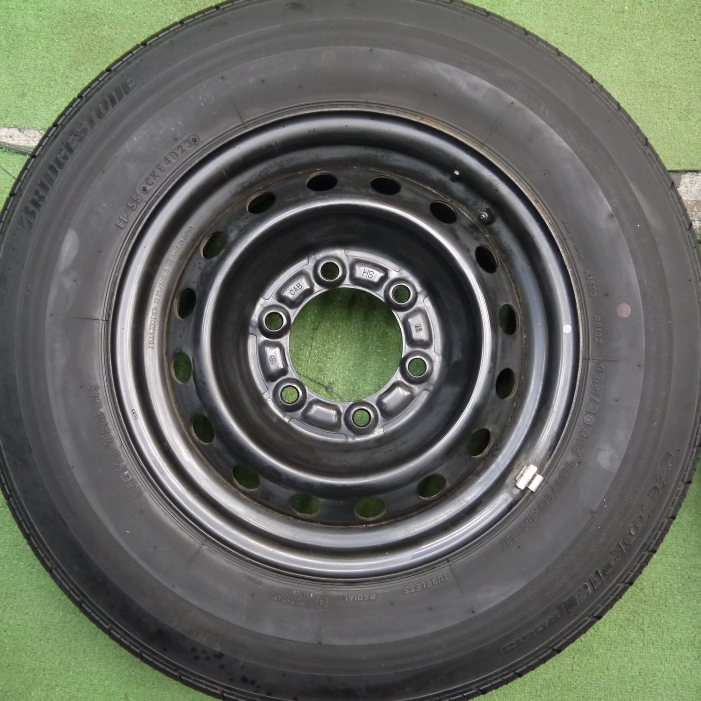 バリ溝!23年!9.5分★トヨタ ハイエース 純正 スチール 195/80R15 107/105N ブリヂストン エコピア RD613 15インチ PCD139.7/6H★5061002Hノ