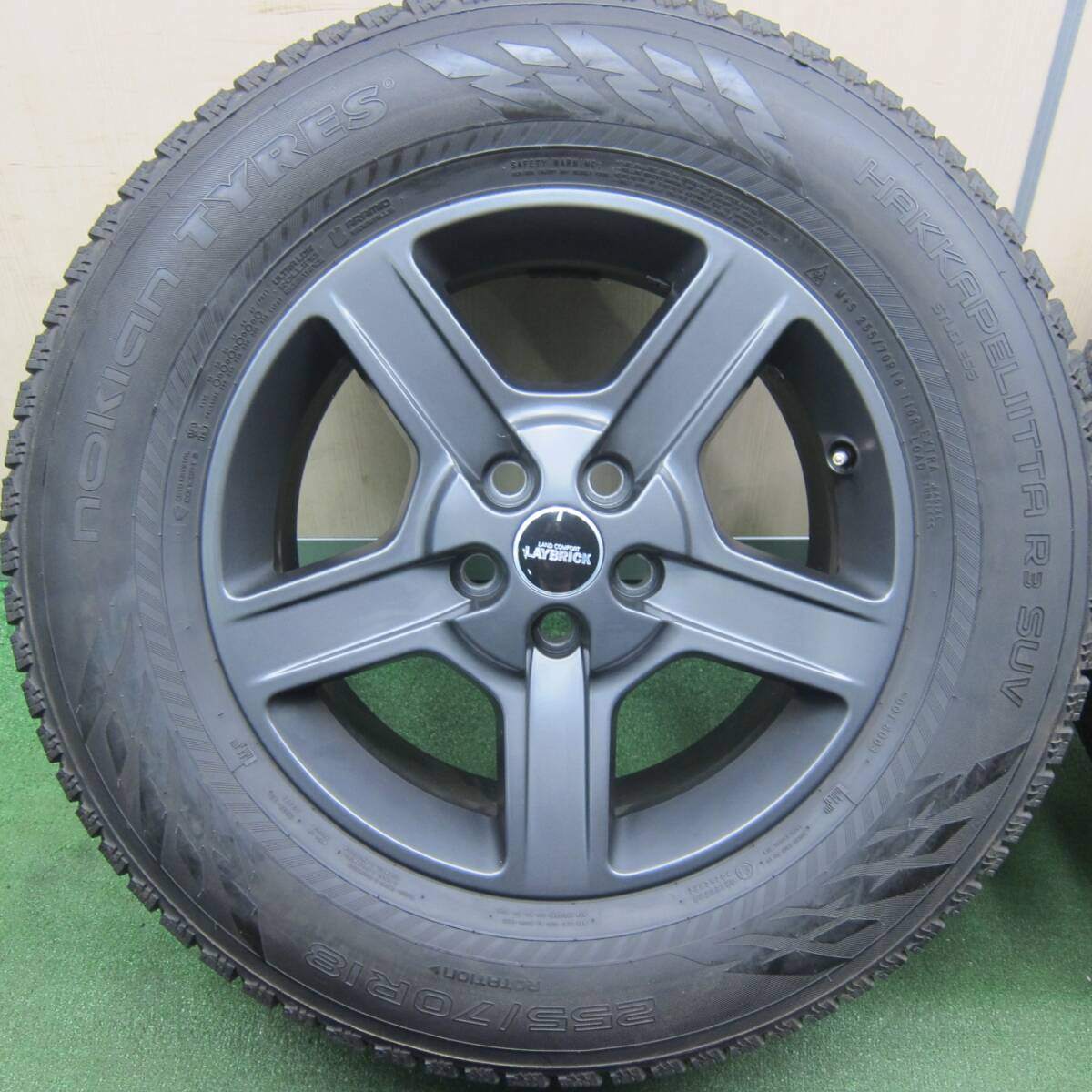 バリ溝 20年 綺麗 9分★ランドローバー ディフェンダー 純正 255/70R18 スタッドレス ノキアン R3 SUV PCD120/5H★4041605TNス
