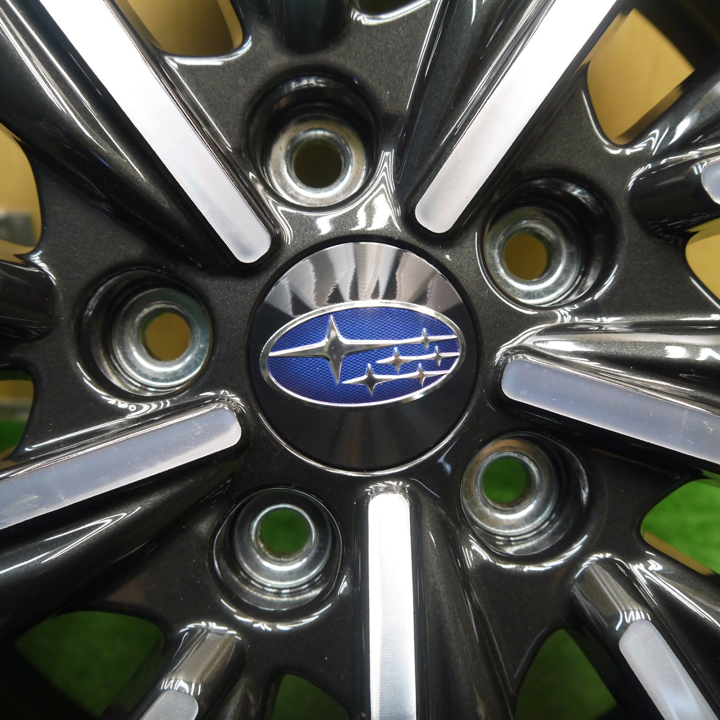 新車外し★スバル レヴォーグ VN5 STI 純正 ホイール 18インチ 18×7.5J PCD114.3/5H★5090905Hホ