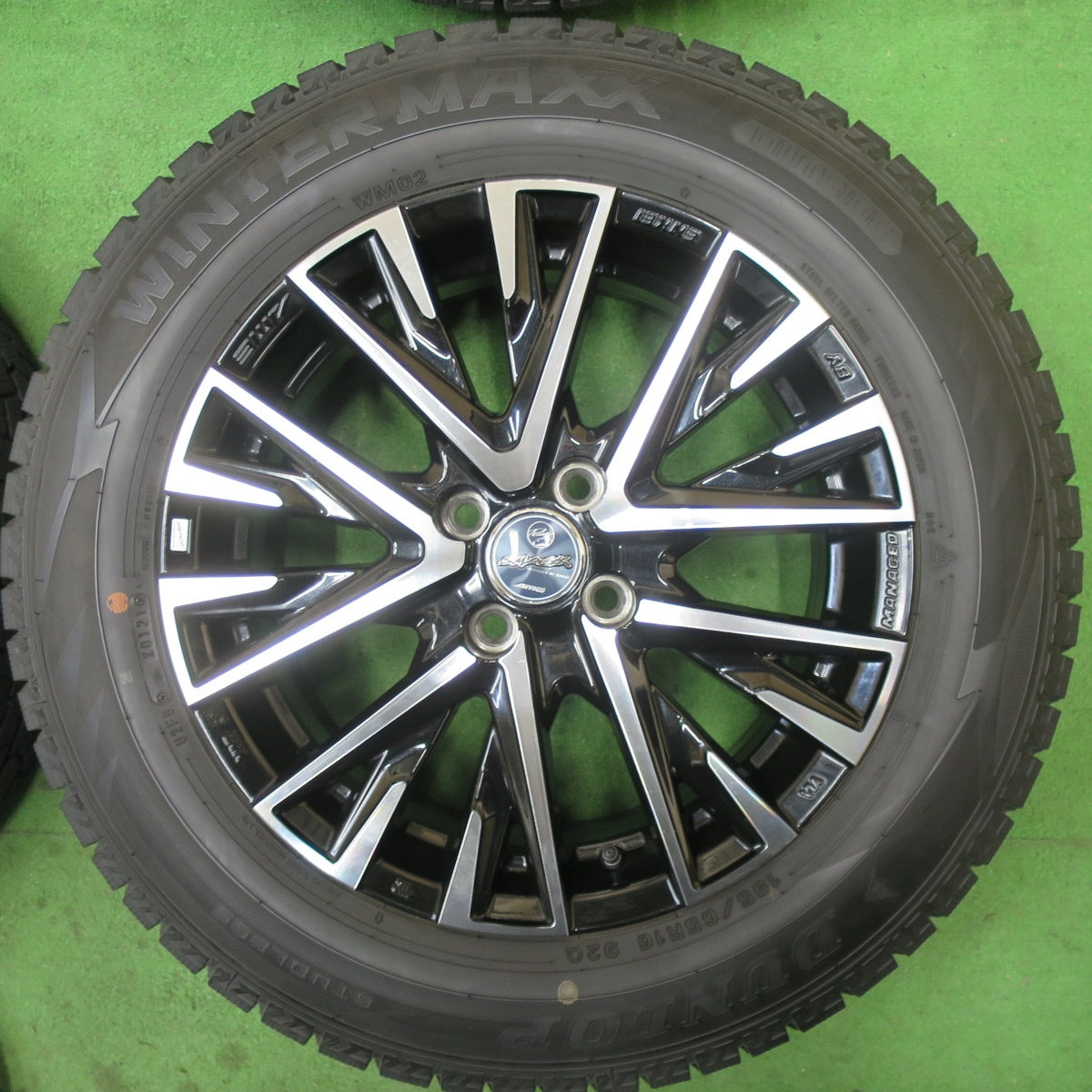 バリ溝!21年!9.5分★スタッドレス 195/65R16 ダンロップ ウインターマックス WM02 SMACK ENKEI AME スマック エンケイ 16インチ PCD100/4H★5052603TTス