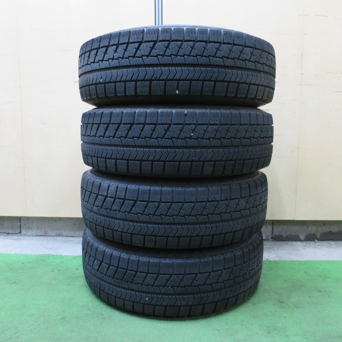 4本価格★日産 ノート 純正 スチール 185/70R14 スタッドレス ブリヂストン ブリザック VRX 14インチ PCD100/4H★6032101ナス