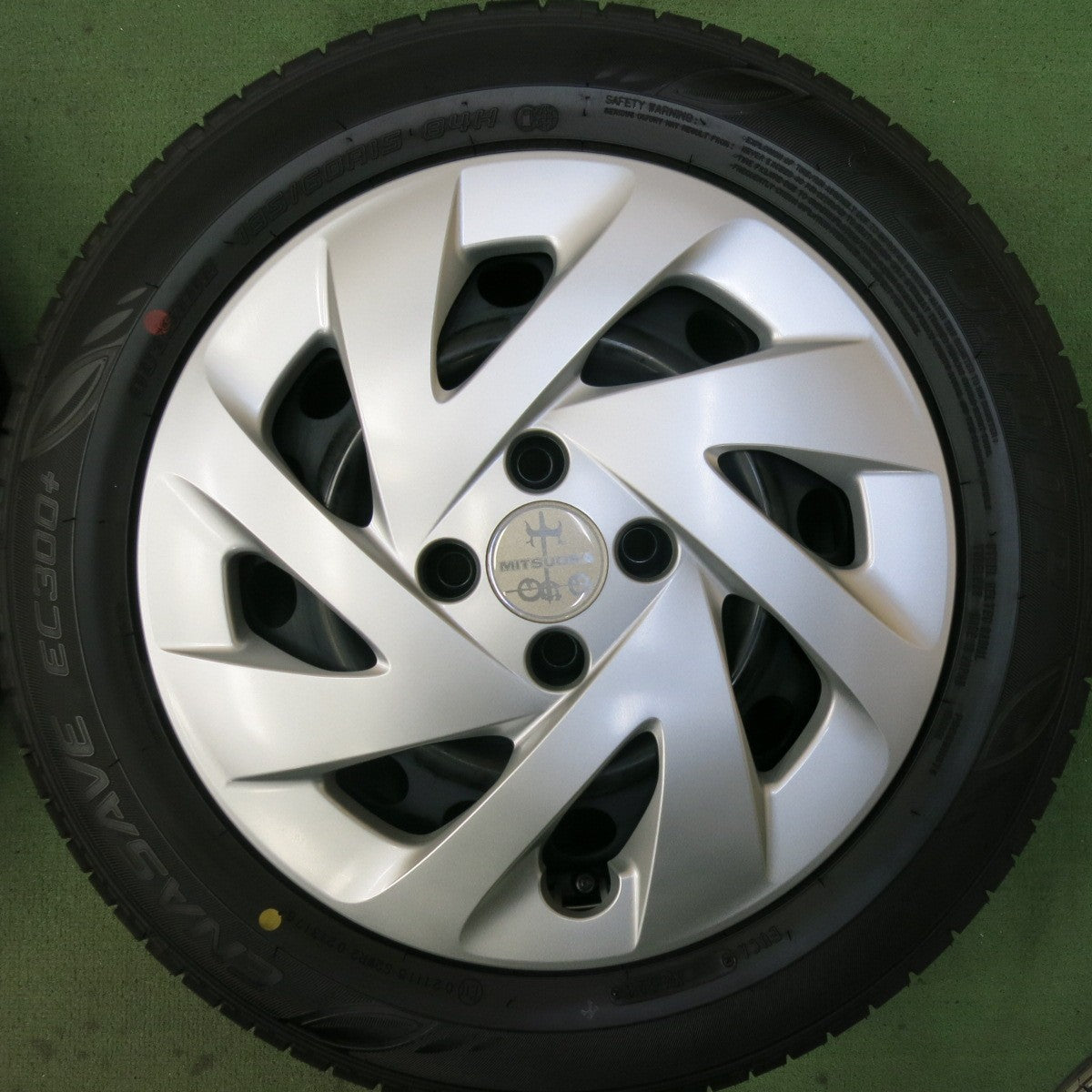 新車外し!23年★トヨタ カローラ フィールダー アクシオ 等 純正 スチール 185/60R15 ダンロップ エナセーブ EC300+ 15インチ PCD100/4H★5091105SKノ