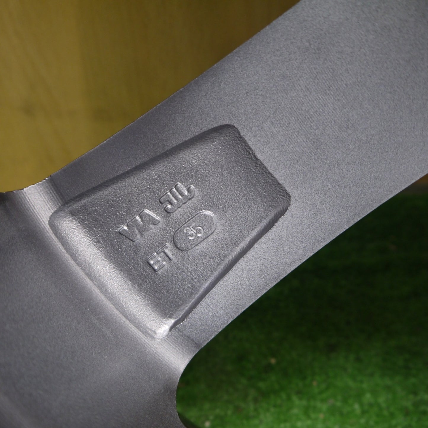 未使用!1本★PDW アウディ RS タイプ 30062090-32 社外 アルミ ホイール 20インチ 20×9.0J PCD112/5H★5082503Hホ