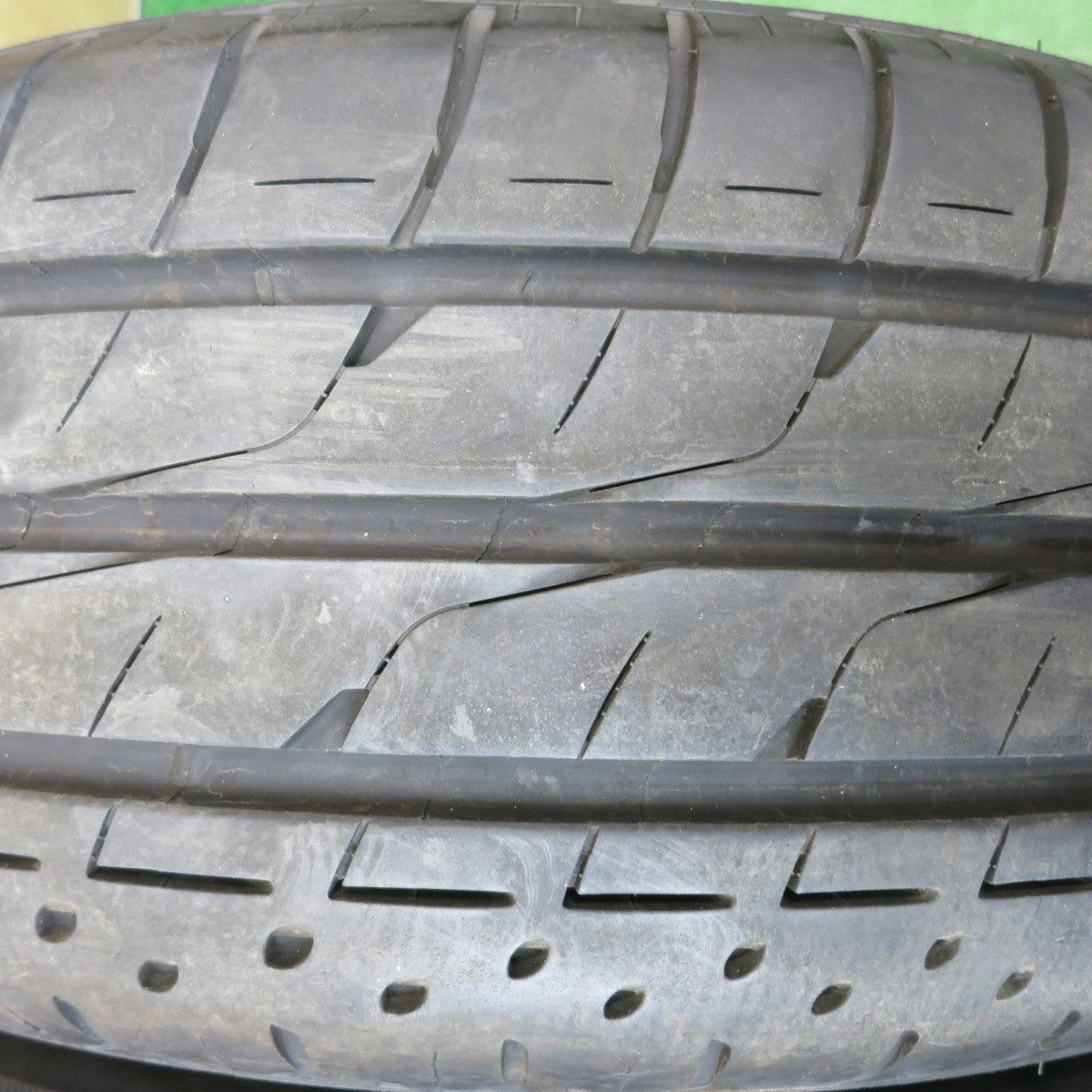 バリ溝!23年!9.5分★205/60R16 ブリヂストン LUFT RV2 Treffer トレファー 16インチ PCD114.3/5H★5092706HAノ