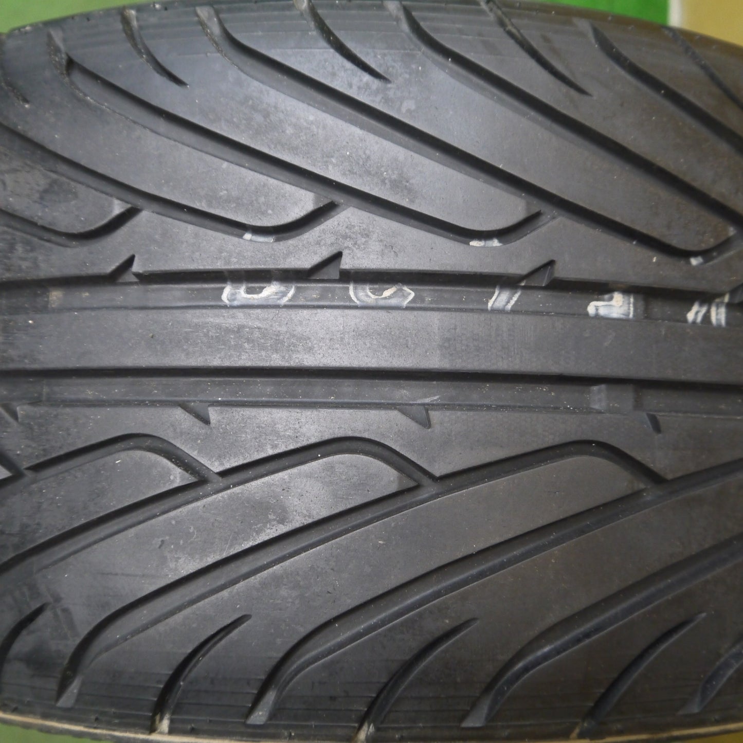 バリ溝!キレイ!9.5分!1本★235/40R18 Stern シュテルン ヨコハマ DNA GP GRAND PRIX 18インチ PCD114.3/5H★5052705Hノ