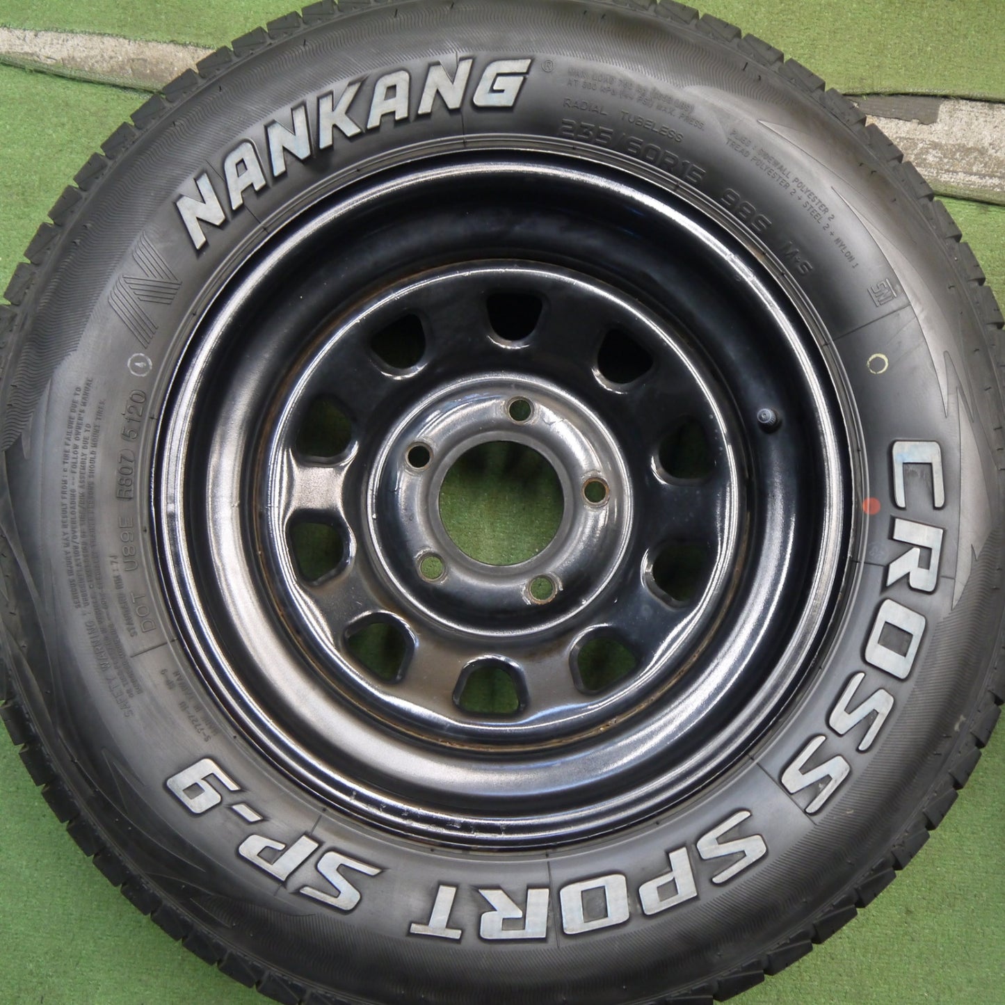 バリ溝!9分★シボレー 等 DAYTONA デイトナ 235/60R15 ナンカン CROSS SPORT SP-9 ホワイトレター 15インチ PCD127/5H★5090202Hノ