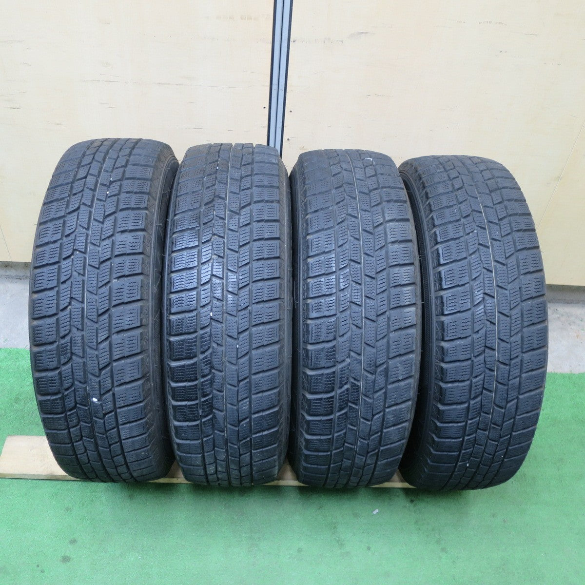4本価格★スタッドレス 185/70R14 グッドイヤー アイスナビ6 Exceeder エクシーダー 14インチ PCD100/4H★5052302TTス